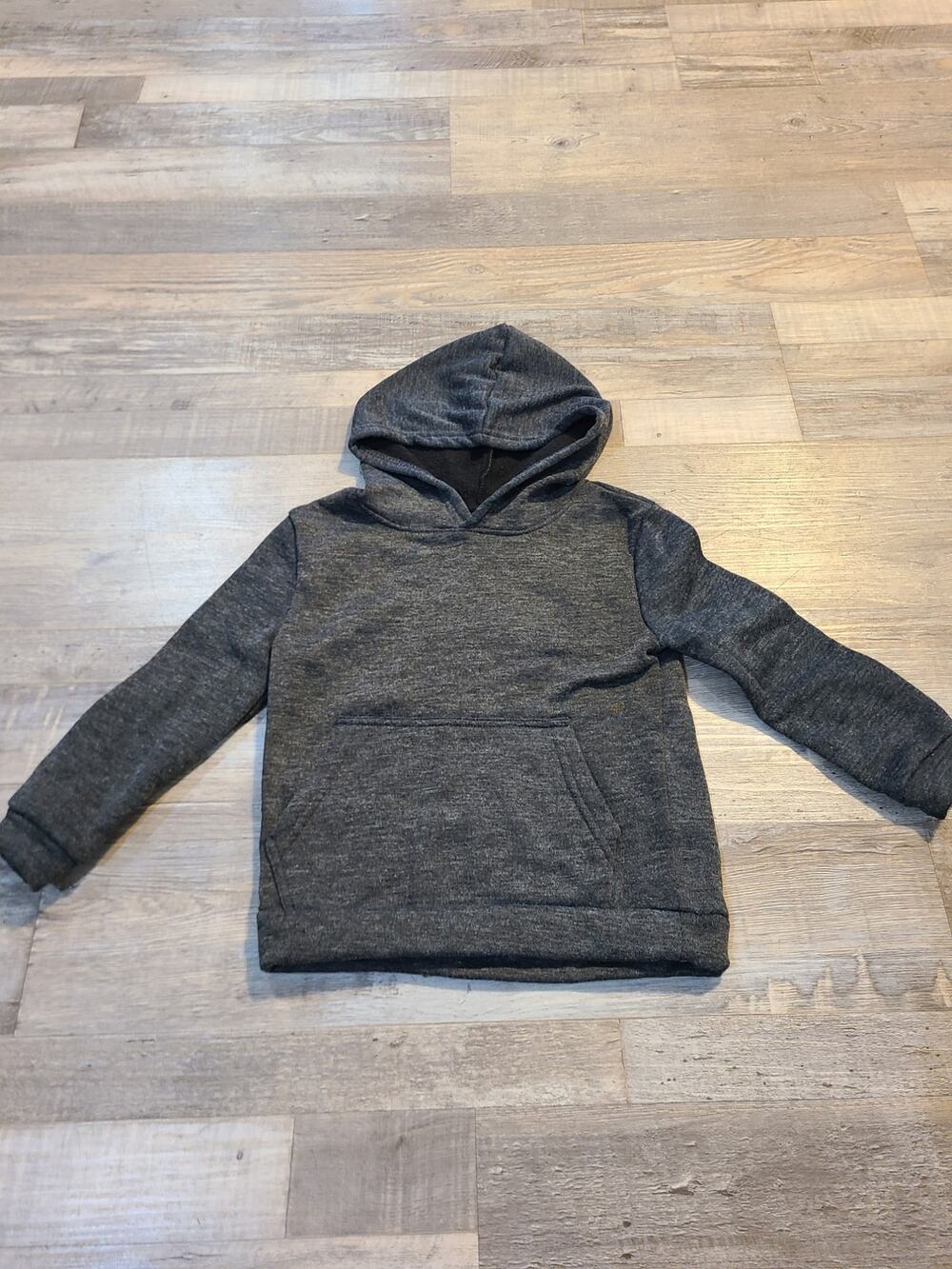 Highland originals size 4 boys static charcoal grey hoodie